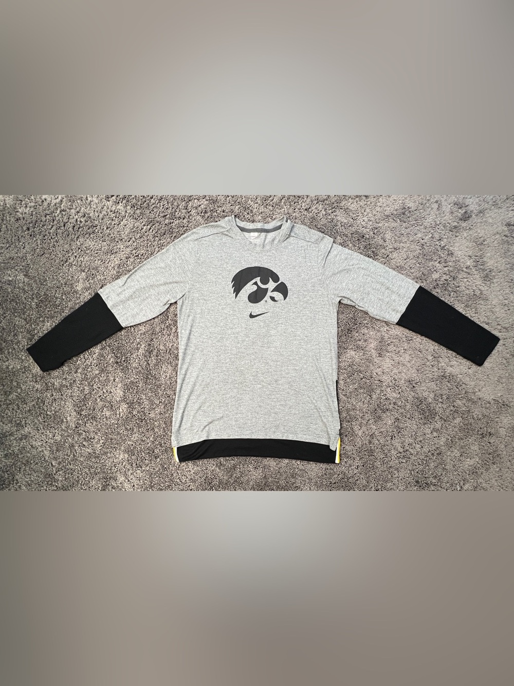 Iowa Hawkeyes Nike Shirt Men’s Large DriFit Long Sleeve Gray On Field Team Issue
